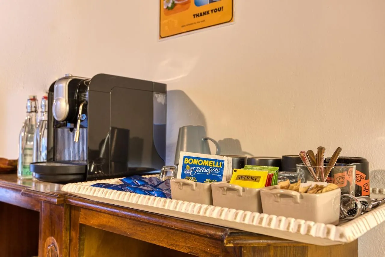 ** Konukevi Palazzo Rivola Otel Bergamo İtalya